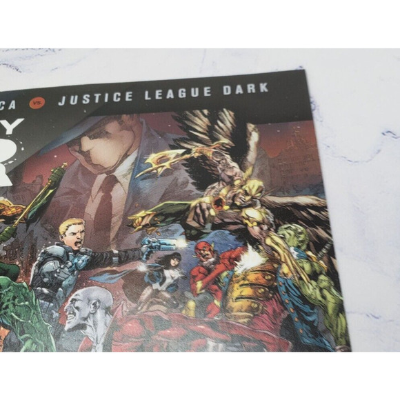 Justice League Trinity War DC Comics Promo Card - Picture 4 of 6